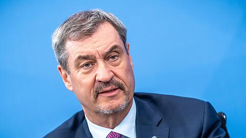Steuererhöhungen lehnt CSU-Chef Söder eigentlich seit Jahren kategorisch ab - nun scheint er aber in manchen Fragen gesprächsbereit. (Archivbild) Steuererhöhungen lehnt CSU-Chef Söder eigentlich seit Jahren kategorisch ab - nun scheint er aber in manchen Fragen gesprächsbereit. (Archivbild)