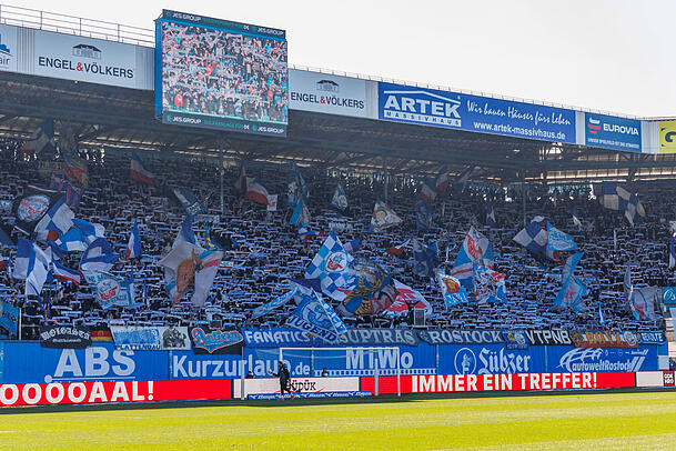 Auf den TSV 1860 wartet reichlich Gegenwind durch die Fans im Ostseestadion. Auf den TSV 1860 wartet reichlich Gegenwind durch die Fans im Ostseestadion.