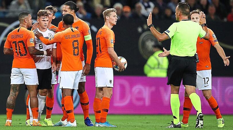 Gelb-Sünder: Joshua Kimmich. Gelb-Sünder: Joshua Kimmich.