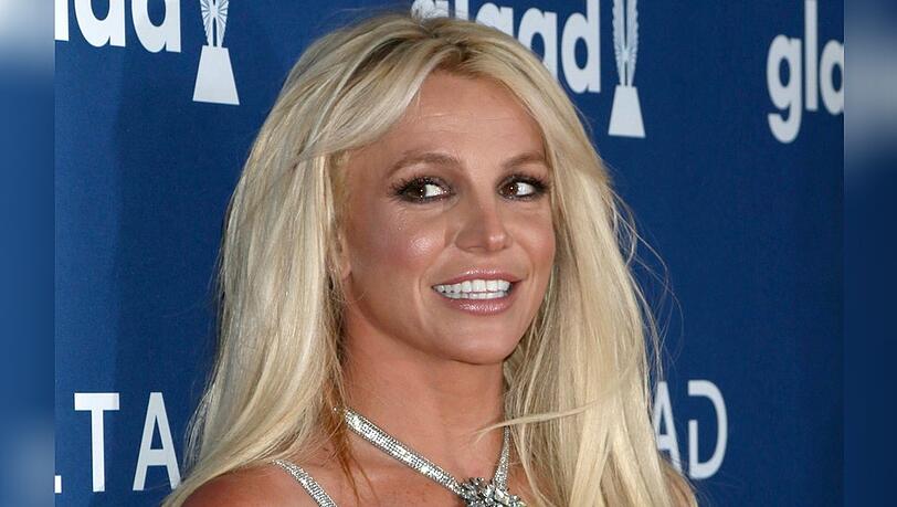 Britney Spears packt aus. Britney Spears packt aus.