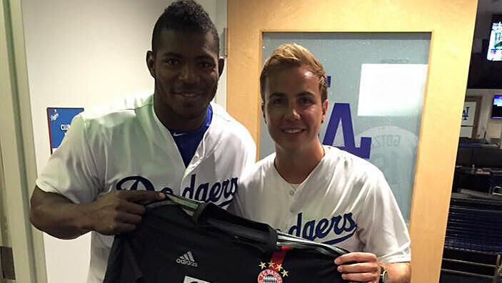 Mario Götze versuchte sich als Baseballspieler! Mario Götze versuchte sich als Baseballspieler!
