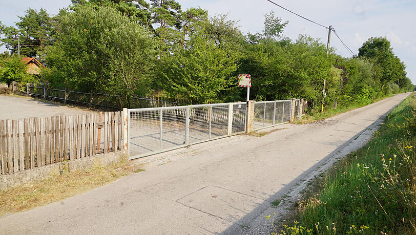 Der Tatort: Die Ingolstädter Landstraße in Hochbrück. Der Tatort: Die Ingolstädter Landstraße in Hochbrück.