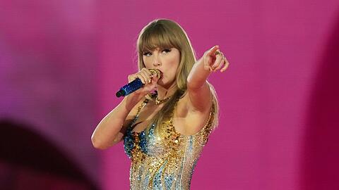 Taylor Swift steht ganz oben in den Offiziellen Deutschen Single-Charts. Taylor Swift steht ganz oben in den Offiziellen Deutschen Single-Charts.