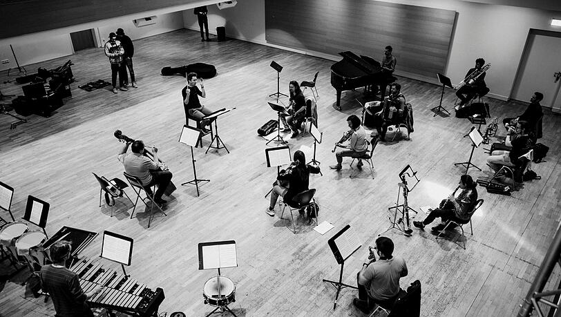 Das Jewish Chamber Orchestra achtete bei den Proben für das Konzert auf den Sicherheitsabstand. Das Jewish Chamber Orchestra achtete bei den Proben für das Konzert auf den Sicherheitsabstand.