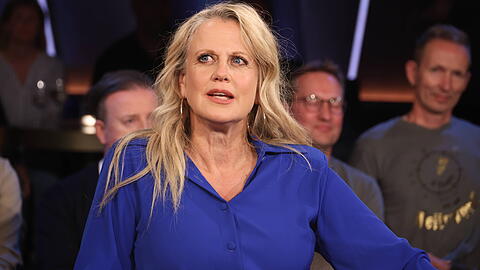 Barbara Schöneberger ist eine echte Sympathieträgerin. Doch ihre Angestellten wollen offenbar lieber für einen anderen Promi arbeiten. Barbara Schöneberger ist eine echte Sympathieträgerin. Doch ihre Angestellten wollen offenbar lieber für einen anderen Promi arbeiten.