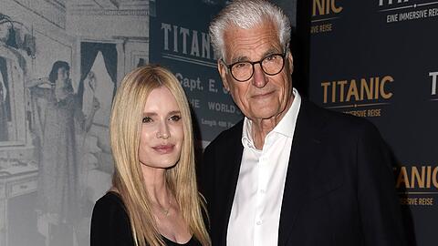 Mirja du Mont ist Kandidatin in der kommenden Dschungelcamp-Staffel. Ihr Ex Sky du Mont äußert sich in der AZ zu ihrer Teilnahme. Mirja du Mont ist Kandidatin in der kommenden Dschungelcamp-Staffel. Ihr Ex Sky du Mont äußert sich in der AZ zu ihrer Teilnahme.