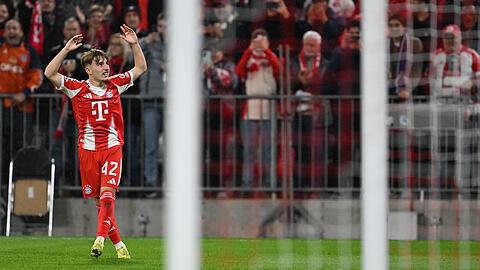 Lennart Karl wurde gegen Brügge zum jüngsten Champions-League-Torschützen der Bayern-Historie. Lennart Karl wurde gegen Brügge zum jüngsten Champions-League-Torschützen der Bayern-Historie.
