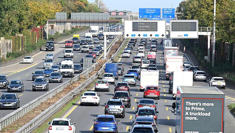 Die 2025 registrierten Staus auf den deutschen Autobahnen waren länger als im Vorjahr. (Archivbild) Die 2025 registrierten Staus auf den deutschen Autobahnen waren länger als im Vorjahr. (Archivbild)
