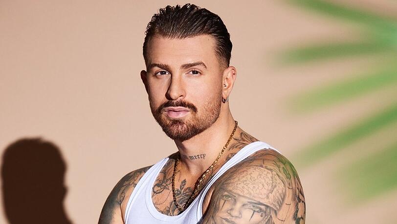 Luigi "Gigi" Birofio kann nach überstandener Corona-Infektion nun doch in den Dschungel einziehen. Luigi "Gigi" Birofio kann nach überstandener Corona-Infektion nun doch in den Dschungel einziehen.