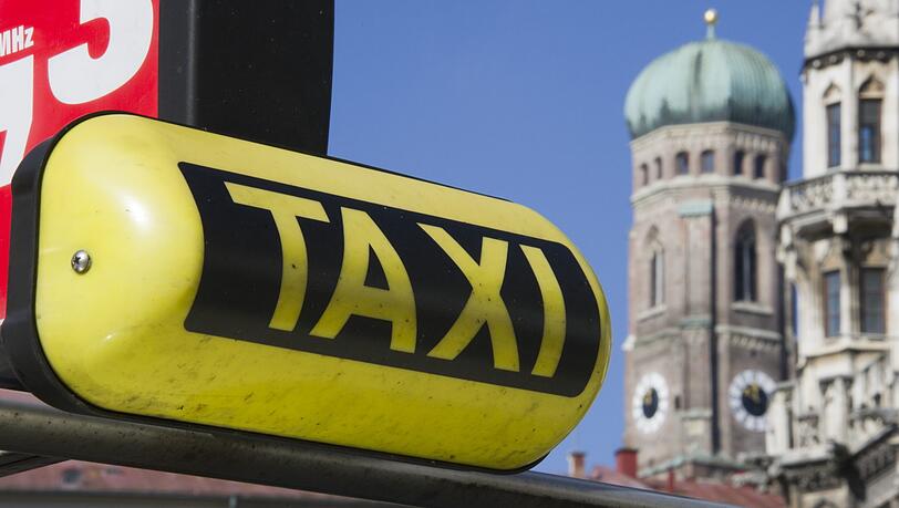 Die Taxlerin ist am hellichten Tag überfallen worden. (Symbolbild) Die Taxlerin ist am hellichten Tag überfallen worden. (Symbolbild)
