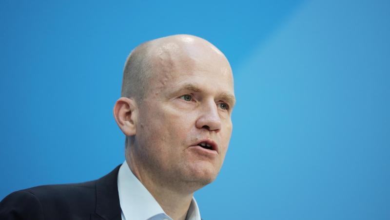 Ralph Brinkhaus: "Wir müssen das Bauen insgesamt günstiger machen - sowohl bei selbst genutztem Wohneigentum als auch bei Mietimmobilien." Ralph Brinkhaus: "Wir müssen das Bauen insgesamt günstiger machen - sowohl bei selbst genutztem Wohneigentum als auch bei Mietimmobilien."