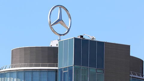 Auch die Mercedes-Benz Niederlassungen in München sollen zum Verkauf stehen. Auch die Mercedes-Benz Niederlassungen in München sollen zum Verkauf stehen.
