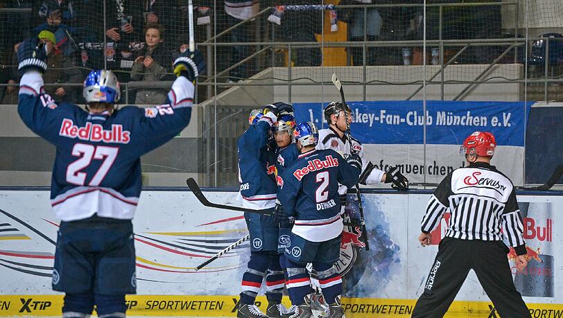 Der EHC kann jubeln: Das Viertelfinale ist erreicht. Der EHC kann jubeln: Das Viertelfinale ist erreicht.
