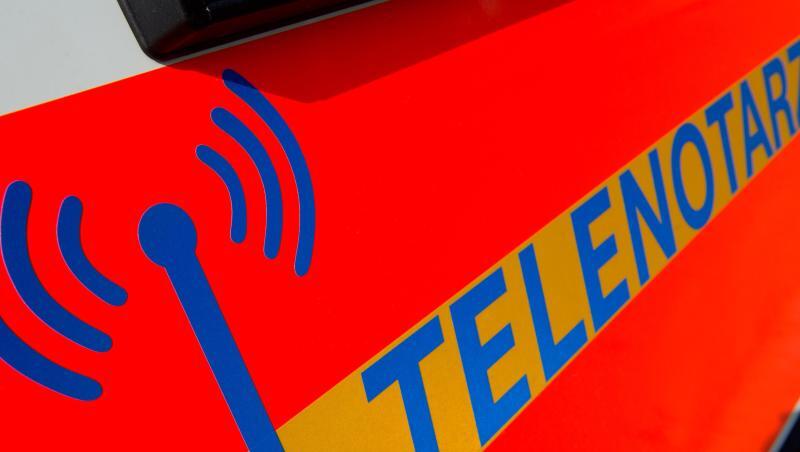 Blick auf den Schriftzug "Telenotarzt" an einem für den Telenotarztdienst ausgebauten Rettungswagen. Foto: Stefan Sauer/Archivbild Blick auf den Schriftzug "Telenotarzt" an einem für den Telenotarztdienst ausgebauten Rettungswagen. Foto: Stefan Sauer/Archivbild
