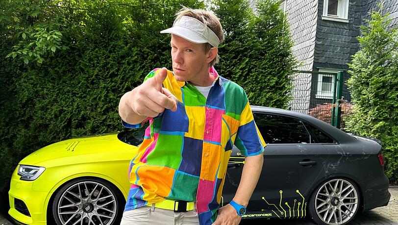 Joyn bringt Simon Gosejohann und seine "Comedystreet" zurück. Joyn bringt Simon Gosejohann und seine "Comedystreet" zurück.