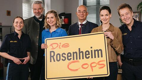 Seit Mitte April entstehen neue Folgen für die ZDF-Reihe "Die Rosenheim-Cops", die ab Herbst ausgestrahlt werden sollen. Seit Mitte April entstehen neue Folgen für die ZDF-Reihe "Die Rosenheim-Cops", die ab Herbst ausgestrahlt werden sollen.