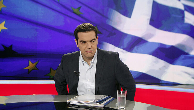 Im griechischen Fernsehen kündigte Premierminister Alexis Tsipras an, bis auf weiteres kein Geld mehr zurückzuzahlen. Im griechischen Fernsehen kündigte Premierminister Alexis Tsipras an, bis auf weiteres kein Geld mehr zurückzuzahlen.