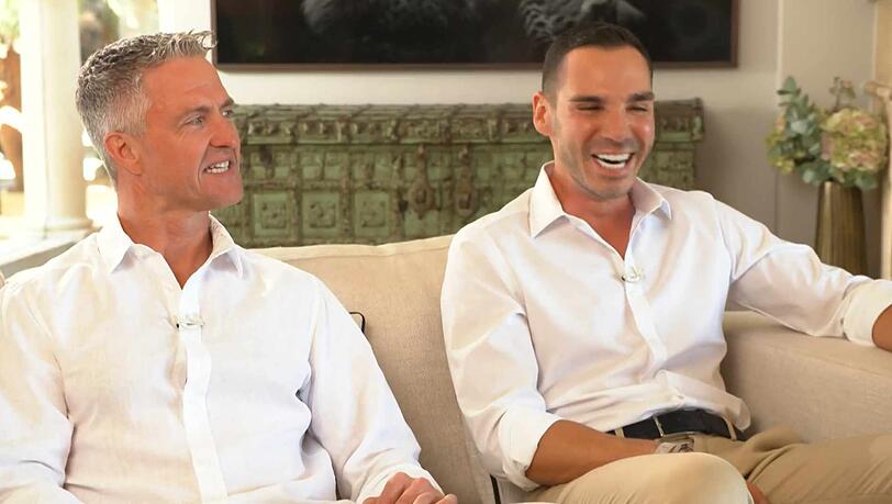 Partnerlook bei Ralf Schumacher und Etienne: Sie wollen sich deutlich als Paar präsentieren. Partnerlook bei Ralf Schumacher und Etienne: Sie wollen sich deutlich als Paar präsentieren.