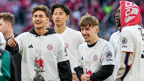 Zwei Bayern-Hoffnungsträger fürs Rückspiel gegen PSG: Tom Bischof (l.) und Lennart Karl. Zwei Bayern-Hoffnungsträger fürs Rückspiel gegen PSG: Tom Bischof (l.) und Lennart Karl.