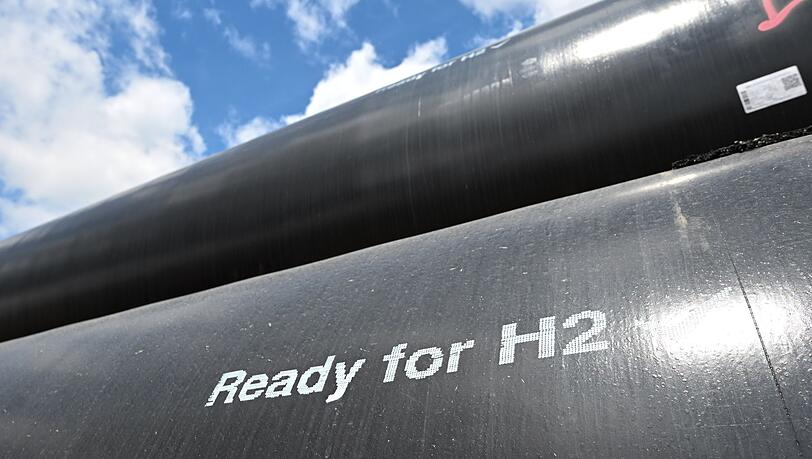 Baustelle für eine neue Pipeline. Laut der EU-Kommission sind die Bemühungen um den Ausbau von klimaneutralen Technologien entscheidend, um die Wettbewerbsfähigkeit der europäischen Industrie sicherzustellen. Baustelle für eine neue Pipeline. Laut der EU-Kommission sind die Bemühungen um den Ausbau von klimaneutralen Technologien entscheidend, um die Wettbewerbsfähigkeit der europäischen Industrie sicherzustellen.