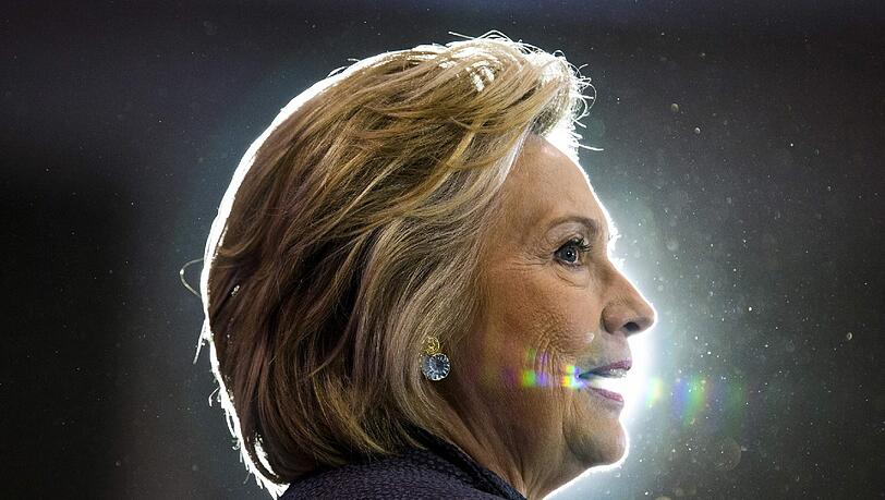 Clinton über Trump: "Ich werde versuchen zu verhindern, dass er die USA zerstört." Foto: Jim Lo Scalzo Clinton über Trump: "Ich werde versuchen zu verhindern, dass er die USA zerstört." Foto: Jim Lo Scalzo
