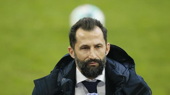 Hasan Salihamidzic, Vorstand Sport des FC Bayern, im Interview.