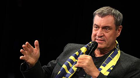 Söder warnt vor einem Scheitern der Bundesregierung. Söder warnt vor einem Scheitern der Bundesregierung.