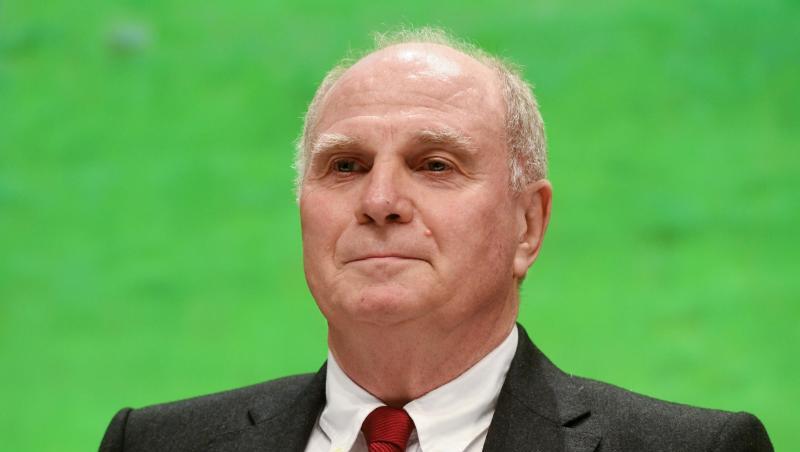 Der frühere Bayern-Präsident Uli Hoeneß spricht sich gegen eine EM in zwölf Ländern aus. Der frühere Bayern-Präsident Uli Hoeneß spricht sich gegen eine EM in zwölf Ländern aus.