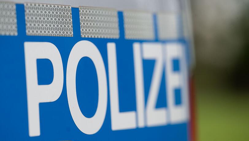Ein Einsatzfahrzeug der Polizei. Ein Einsatzfahrzeug der Polizei.