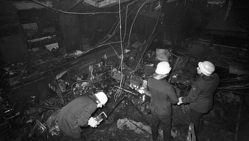 Das Innere der Kellerdiskothek brannte bei dem Anschlag vom 7. Januar 1984 völlig aus. Das Innere der Kellerdiskothek brannte bei dem Anschlag vom 7. Januar 1984 völlig aus.