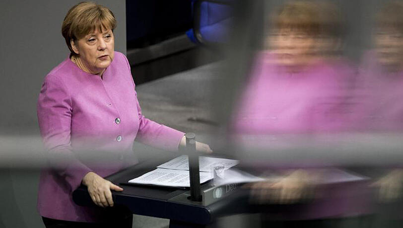 Angela Merkel gibt eine Regierungserklärung zum bevorstehenden EU-Gipfel ab. Angela Merkel gibt eine Regierungserklärung zum bevorstehenden EU-Gipfel ab.