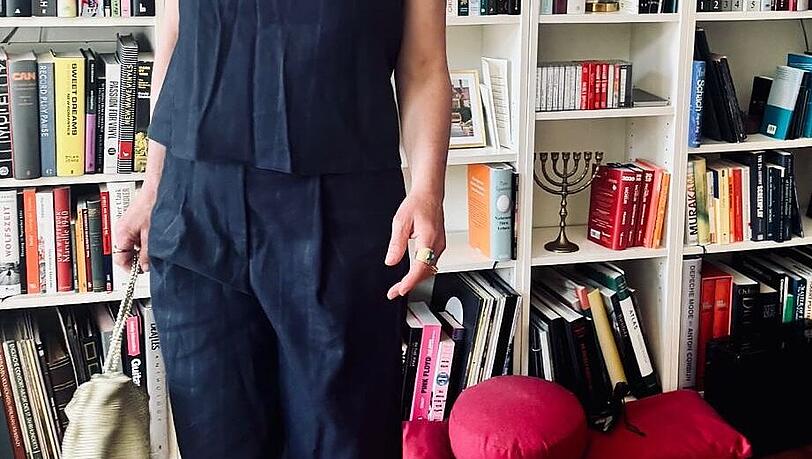Marisa Burger hat sich optisch vom "Miriam Stockl"-Look verabschiedet. Marisa Burger hat sich optisch vom "Miriam Stockl"-Look verabschiedet.