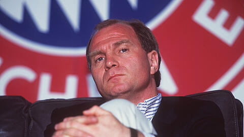 Erfand nach einer Niederlage 2002 wutentbrannt den Namen Scampi-Bayern: Bayerns damaliger Manager Uli Hoeneß. Erfand nach einer Niederlage 2002 wutentbrannt den Namen Scampi-Bayern: Bayerns damaliger Manager Uli Hoeneß.