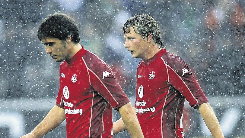 Gemeinsame Zeit in Kaiserslautern: Berkant Göktan und Ex-Löwe Thomas Riedl. Gemeinsame Zeit in Kaiserslautern: Berkant Göktan und Ex-Löwe Thomas Riedl.