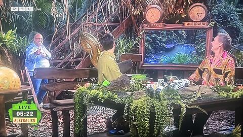 Sonja Zietlow holt einen großen deutschen Entertainer auf die Bühne. Sonja Zietlow holt einen großen deutschen Entertainer auf die Bühne.