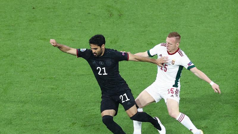 Wird weiter für die deutsche Fußball-Nationalmannschaft auflaufen: Ilkay Gündogan (l). Wird weiter für die deutsche Fußball-Nationalmannschaft auflaufen: Ilkay Gündogan (l).
