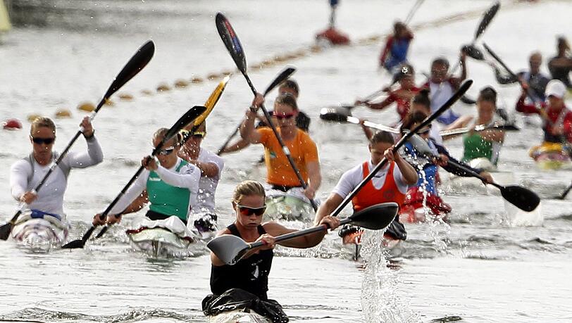 Die Landesregierung unterstützt die Sportvereine in NRW. Die Landesregierung unterstützt die Sportvereine in NRW.