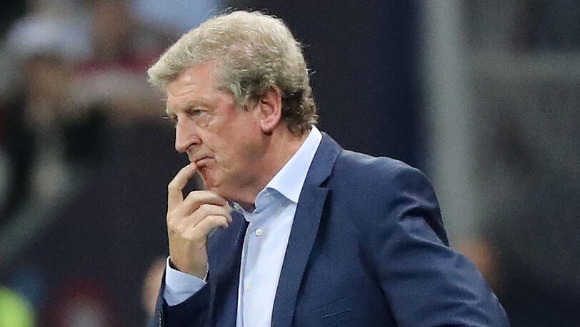 Roy Hodgson war von Mai 2012 bis 27. Juni 2016 Trainer der englischen Nationalmannschaft. Roy Hodgson war von Mai 2012 bis 27. Juni 2016 Trainer der englischen Nationalmannschaft.