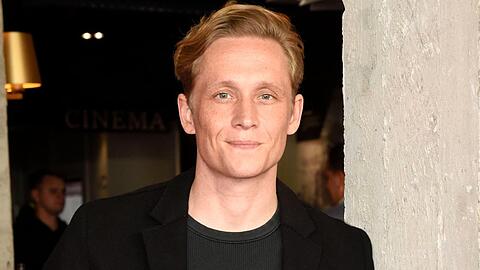 Matthias Schweighöfer wurde für zwei Hollywood-Projekte gecastet. Matthias Schweighöfer wurde für zwei Hollywood-Projekte gecastet.