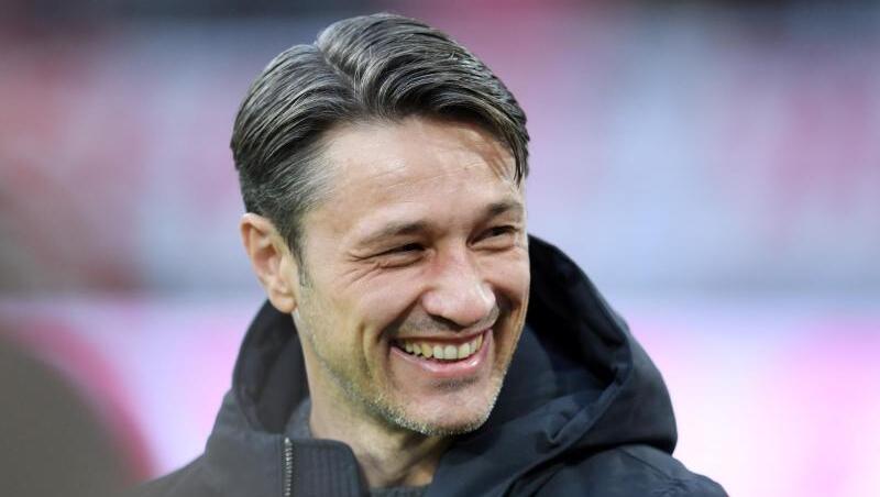Ex-Coach des FC Bayern München, Nico Kovac, grinst. Foto: Tobias Hase/dpa/Archivbild Ex-Coach des FC Bayern München, Nico Kovac, grinst. Foto: Tobias Hase/dpa/Archivbild