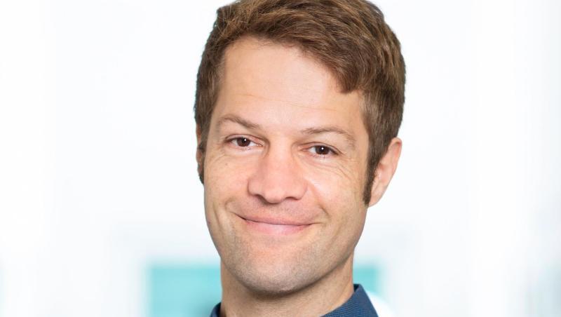 Fabian Theis beschäftigt sich am Helmholtz-Zentrum mit der mathematischen Modellierung biologischer Prozesse. Fabian Theis beschäftigt sich am Helmholtz-Zentrum mit der mathematischen Modellierung biologischer Prozesse.