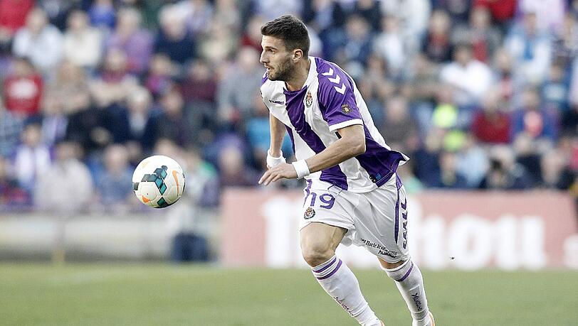 Valdet Rama bei Real Valladolid im März 2014 Valdet Rama bei Real Valladolid im März 2014