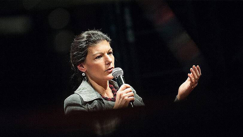 Sahra Wagenknecht ist stellvertretende Vorsitzende der Bundestagsfraktion der Partei "Die Linke". Sahra Wagenknecht ist stellvertretende Vorsitzende der Bundestagsfraktion der Partei "Die Linke".