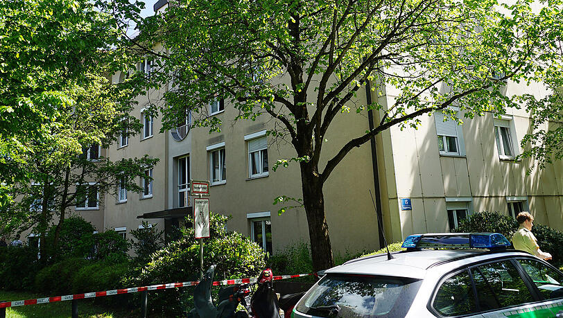 In diesem Haus in der Luganoweg in Fürstenried-West wurde nach einem Brand eine Leiche gefunden. In diesem Haus in der Luganoweg in Fürstenried-West wurde nach einem Brand eine Leiche gefunden.