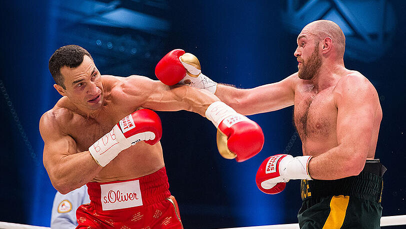 Der Rückkampf zwischen Fury (r.) und Klitschko ist geplatzt. Eine Trainingsverletzung ist der Grund Der Rückkampf zwischen Fury (r.) und Klitschko ist geplatzt. Eine Trainingsverletzung ist der Grund