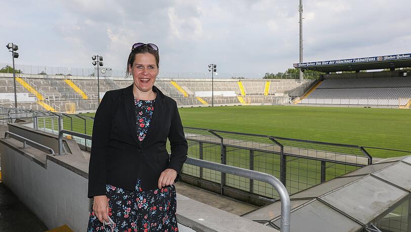 Verena Dietl bei einem Termin mit der AZ im Sechzgerstadion im Jahr 2023. Verena Dietl bei einem Termin mit der AZ im Sechzgerstadion im Jahr 2023.