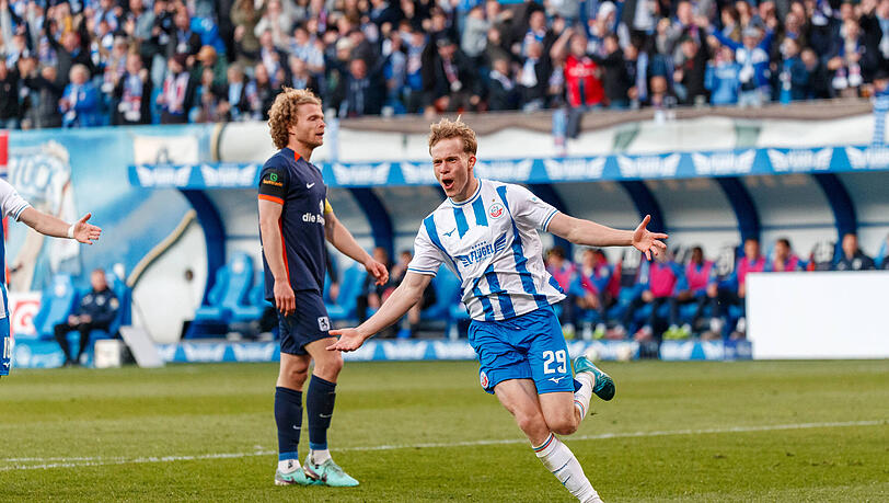 Jesper Verlaat war der stärkste Löwe gegen Hansa Rostock, doch beim Tor von Felix Ruschke konnte er nichts machen. Jesper Verlaat war der stärkste Löwe gegen Hansa Rostock, doch beim Tor von Felix Ruschke konnte er nichts machen.