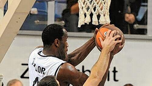 Bewahrte die Brose Baskets in Podgorica vor dem Nachsitzen: Eric Taylor. Bewahrte die Brose Baskets in Podgorica vor dem Nachsitzen: Eric Taylor.