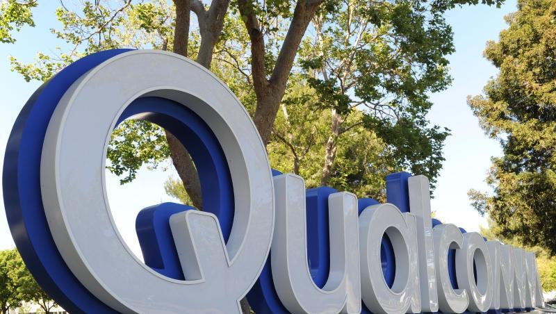 Das Logo von Qualcomm ist vor einem Standort des Chipkonzerns inn Santa Clara zu sehen. Das Logo von Qualcomm ist vor einem Standort des Chipkonzerns inn Santa Clara zu sehen.