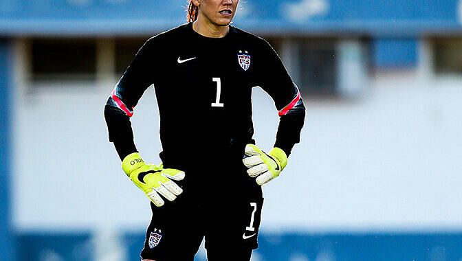 Die US-Torhüterin Hope Solo weiß auch neben dem Platz aufzufallen. Klicken Sie sich durch die Bilderstrecke. Die US-Torhüterin Hope Solo weiß auch neben dem Platz aufzufallen. Klicken Sie sich durch die Bilderstrecke.